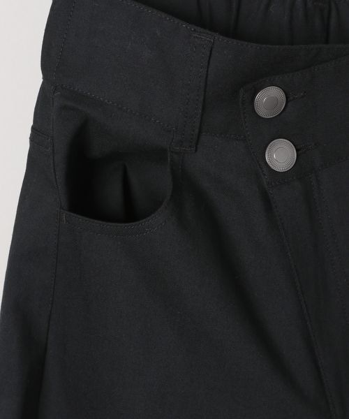 JEANASIS（ジーナシス）の「アシメデザインカーブパンツ（パンツ・ブラック(09)/ブルー系その他(88)・S/M）」の6枚目の写真