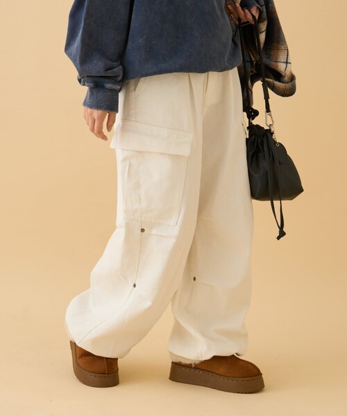 [UNISEX] タックワイドアソートカーゴパンツ Mサイズ カモフラージュ タックワイドアソートカーゴパンツ | CIAOPANIC TYPY(チャオ