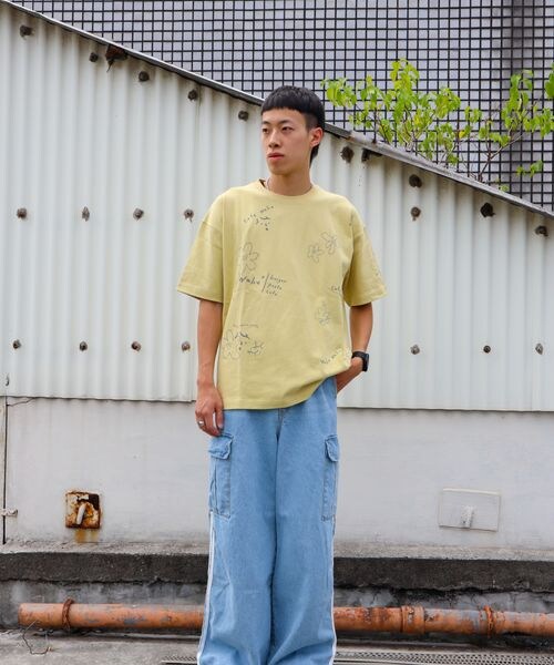 PAGEBOY（ページボーイ）の「wakuwaku/ロゴプリントTシャツ（トップス・オフホワイト05/チャコール18/イエロー62・FREE）」の6枚目の写真