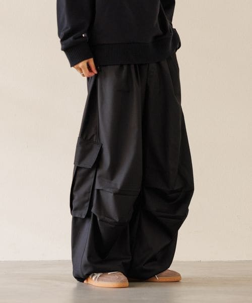 UNISEX/3サイズ展開】TRタックパラシュートパンツ（カーゴパンツ