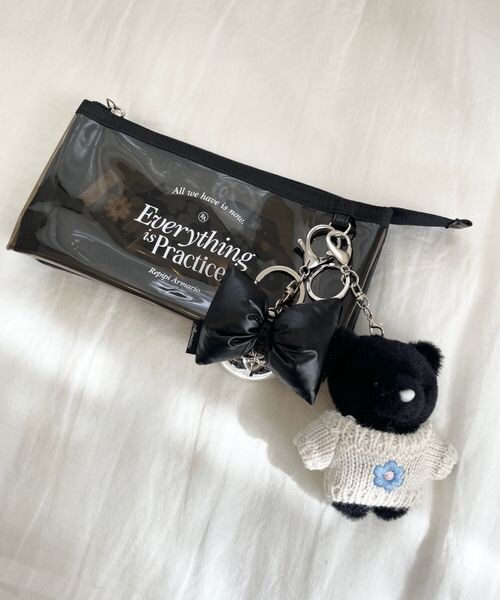 repipi armario（レピピ アルマリオ）の「3ROOMペンケース（財布/小物・ホワイト01/ブラック09/サックスブルー83・ONESIZE）」の2枚目の写真