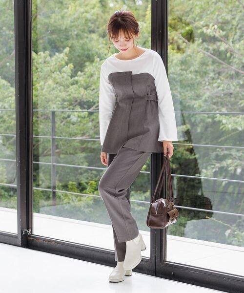 mysty woman（ミスティウーマン）の「Ｗベルトテーパードパンツ（その他・レディース・グレー15/チャコール18/グレージュ51/ダークブラウン58/ブルーグレー82・F）」の9枚目の写真