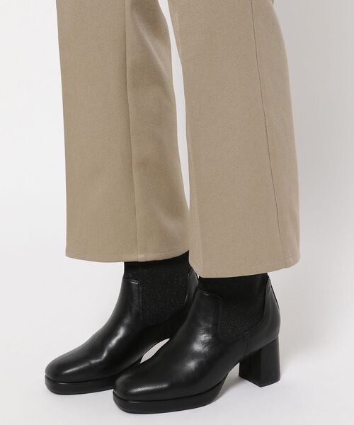 mysty woman(ミスティウーマン)の「センタープレスハイウエストパンツ(その他・レディース・チャコール18/ベージュ52・F)」の18枚目の写真