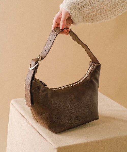 Kastane(カスタネ)の「【11.30(土)12:00発売】middle hand bag(ハンドバッグ・レディース・ベージュ/ブラック/ブラウン・F)」の3枚目の写真