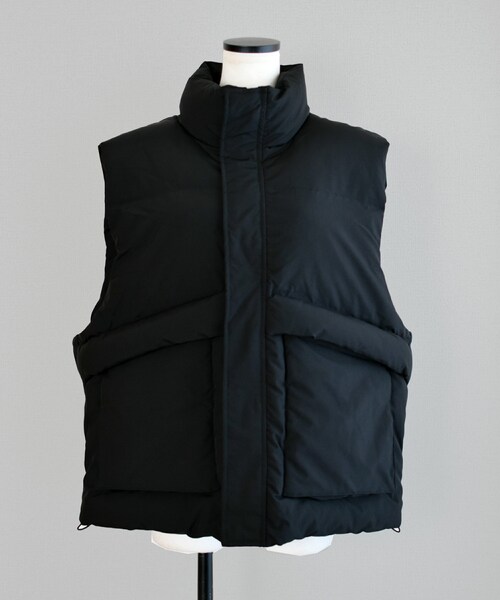 Marient(マリエント)の「スタンドパテッドベスト(ダウンベスト・レディース・ホワイト/ブラック・FREE)」の2枚目の写真