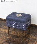 新品　Salut! ハリーポッター 脚付き収納スツール【ホグワーツ】　サリュ 新品 Salut! ハリーポッター 脚付き収納スツール【ホグワーツ