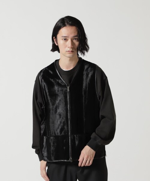 トップス YOKE VELVET FRONT ZIP VEST GARDEN（ガーデン）の「YOKE/ヨーク/VELVET FRONT ZIP VEST