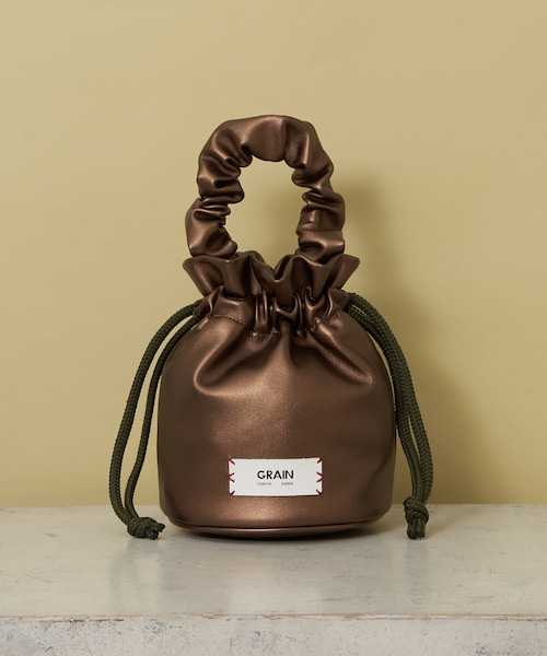 CIAOPANIC(チャオパニック)の「【GRAIN/グレイン】ギャザーハンドル巾着ラウンドバッグ #Loon(ハンドバッグ・レディース・古代銀/オレンジ/アイボリー/シルバー/キャメル/ブラックその他2/ブロンズ/ブラック/ネイビー/グリーン・FREE)」の5枚目の写真