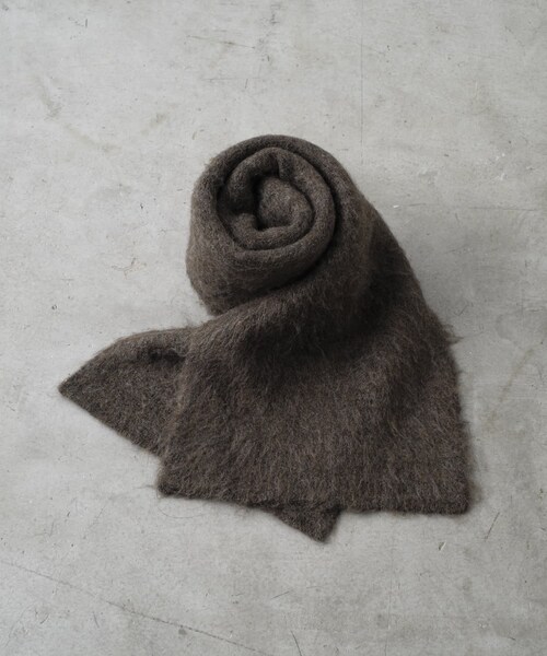 Kastane（カスタネ）の「【WHIMSIC】ジャガードニットマフラー（ファッション雑貨・レディース・パープル/チャコールグレー/ベージュ/ブラウン・F）」の3枚目の写真