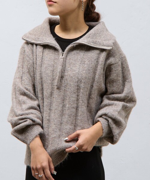 COLONY 2139（コロニートゥーワンスリーナイン）の「ウールハーフジップニットプルオーバー（ニット/セーター・レディース・ブラウン/ベージュ/ダークグレー・F）」の3枚目の写真