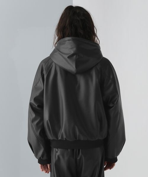 HARE（ハレ）の「レザーコンパクトフードブルゾン（）」 - WEAR
