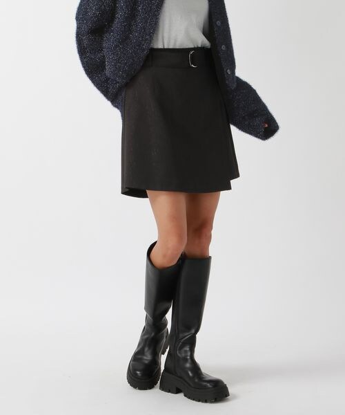 PAGEBOY（ページボーイ）の「ラメラップショートパンツ（パンツ・ブラック09/グレー12・F）」の5枚目の写真