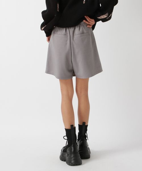 PAGEBOY（ページボーイ）の「ラメラップショートパンツ（パンツ・ブラック09/グレー12・F）」の15枚目の写真