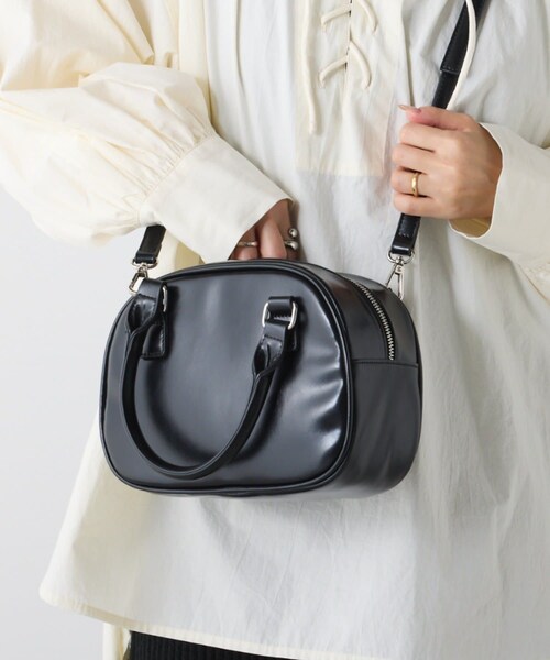 CIAOPANIC TYPY(チャオパニックティピー)の「【ペットボトル収納可能】台形型ボストンBAG(バッグ・レディース・ピンク/シルバー/ブラック・ONE)」の2枚目の写真