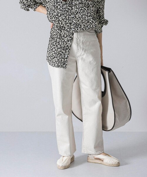 URBAN RESEARCH（アーバンリサーチ）の「KURO　OPTIMA DENIM（デニムパンツ・レディース・OFFWHITE・25/26/27）」の16枚目の写真