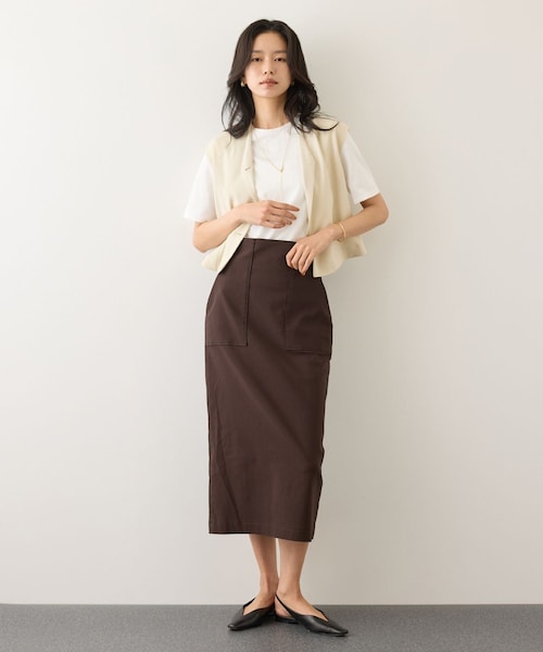 ROPE'（ロペ）の「コンフォートフレンチスリーブブラウス/UVカット・防シワ・接触冷感・吸水速乾・セットアップ対応・イージーケア（シャツ/ブラウス・レディース・ダークブラウン系/ベージュ・F）」の15枚目の写真