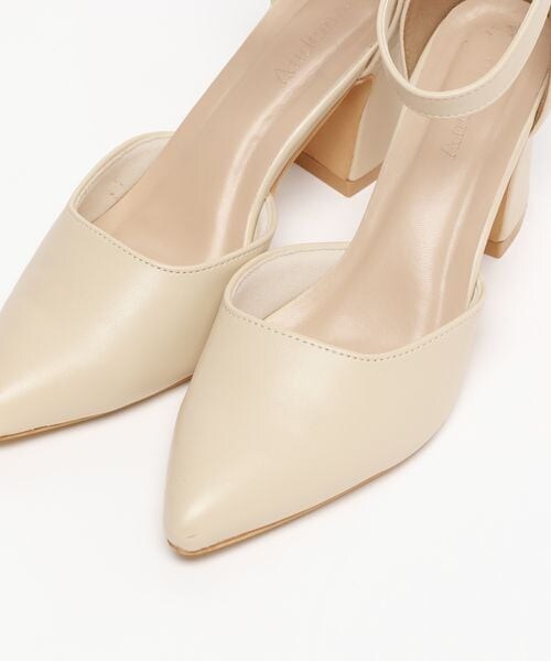 Andemiu（アンデミュウ）の「セパレートヒールパンプス（シューズ・アイボリー(08)/ブラック(09)/ベージュ(52)・S(22.0~22.5)WEB限定/M(23.0~23.5)/L(24.0~24.5)）」の21枚目の写真