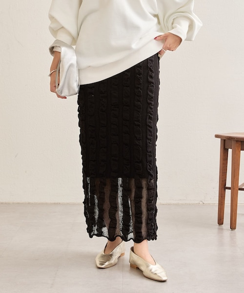 SHENERY（シーナリー）の「膨れ編タイトスカート（スカート・レディース・ベージュ/ブラック・36/38）」の2枚目の写真