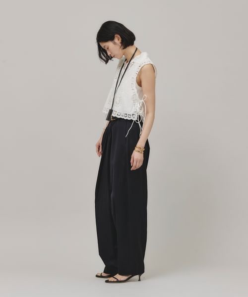美品 カレンソロジー エンブロイダリーブラウス 黒 Curensology｜エンブロイダリーブラウス | Rakuten Fashion(楽天
