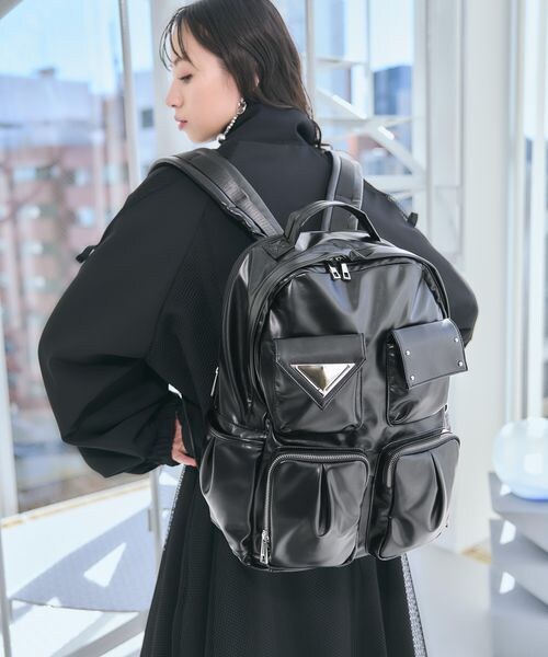 HARE（ハレ）の「プレートポケットデザインリュック（）」 - WEAR