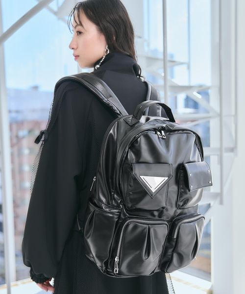 HARE（ハレ）の「プレートポケットデザインリュック（）」 - WEAR
