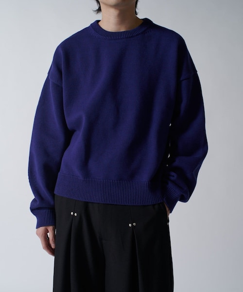 Lui's（ルイス）の「クロップドクルーネックニット（ニット/セーター・メンズ・ブラック/レッド/ネイビー・M/S）」の2枚目の写真