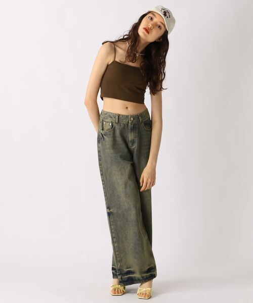 FOREVER 21（フォーエバー トゥエンティーワン）の「カップ付きクロップドキャミ（アンダーウェア・オフホワイト05/ブラック09/ダークブラウン58/ブルー80・S/M/L）」の22枚目の写真