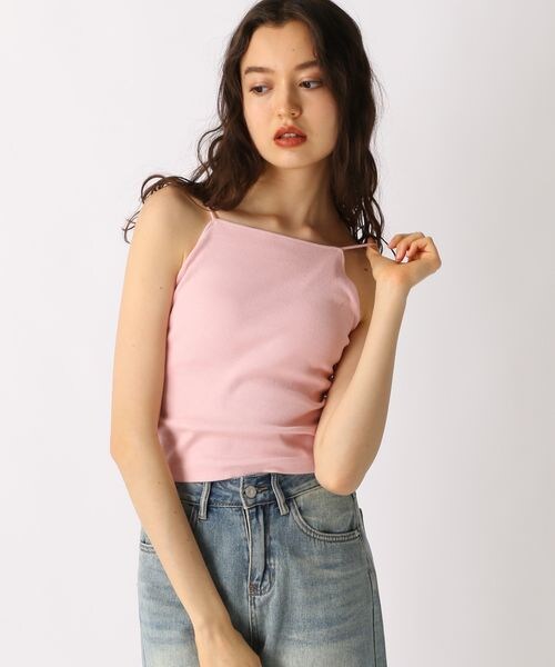 FOREVER 21（フォーエバー トゥエンティーワン）の「カップ付きリブキャミソール（アンダーウェア・オフホワイト05/ブラック09/チャコール18/ピンク20・S/M/L）」の3枚目の写真