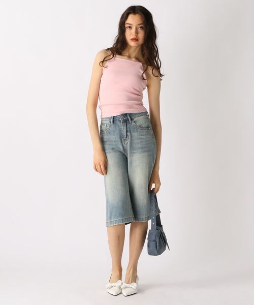 FOREVER 21（フォーエバー トゥエンティーワン）の「カップ付きリブキャミソール（アンダーウェア・オフホワイト05/ブラック09/チャコール18/ピンク20・S/M/L）」の6枚目の写真