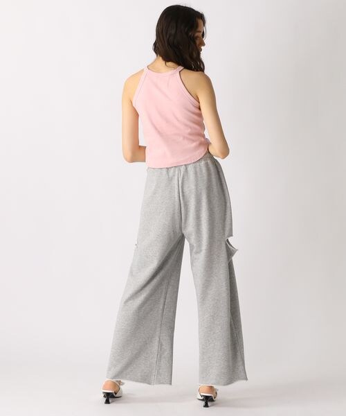 FOREVER 21（フォーエバー トゥエンティーワン）の「カップ付きアメスリタンクトップ（アンダーウェア・オフホワイト05/ブラック09/チャコール18/ピンク20・S/M）」の22枚目の写真