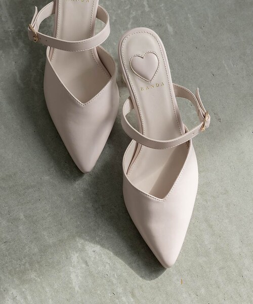 HEART COLLECTION】2WAYハート刺繍リボンミュール RANDA｜【HEART