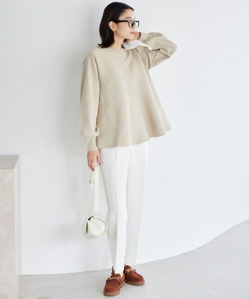 美品✨AULENTTI ボディバッグ　イタリア製　バンヤードストーム　ベージュ 美品✨AULENTTI ボディバッグ イタリア製 バンヤードストーム ベージュ