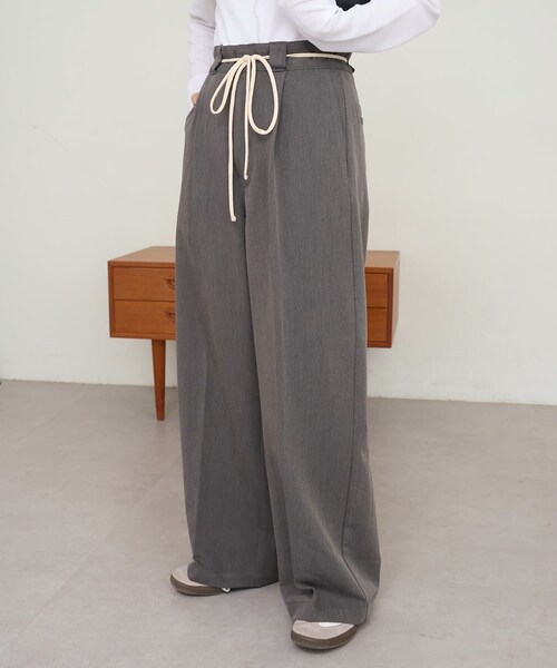 CIAOPANIC TYPY(チャオパニックティピー)の「【Dickies】別注ウエスト紐付きワイドストレートパンツ(パンツ・レディース・グレー/ベージュ・S/M)」の1枚目の写真