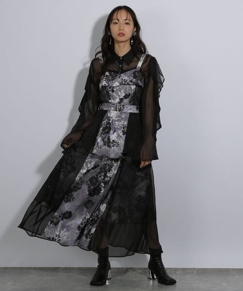 HARE(ハレ)の「リフレクションフラワーキャミワンピース(ワンピース/ドレス・グレー11/ブルー85・FREE)」の3枚目の写真