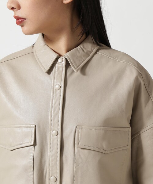 B'2nd（ビーセカンド）の「NCB neat caprice brand(エヌシービーニートカプリスブランド) WOMENS SHEEP SHIRTS（ジャケット/アウター・ブラック/グレー・F）」の7枚目の写真