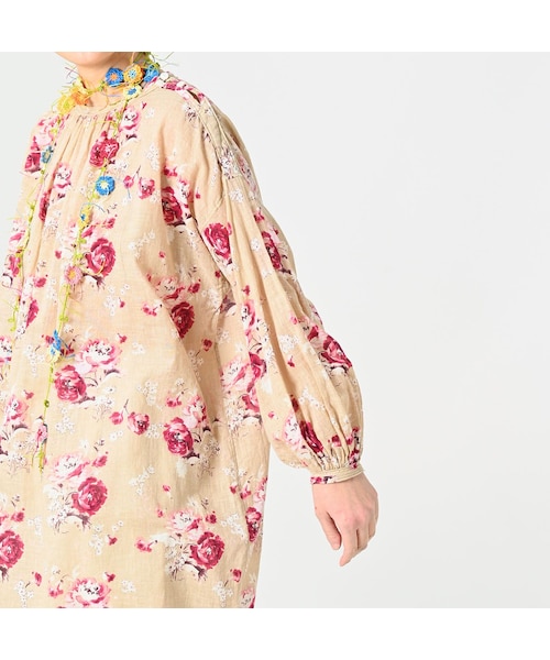 ガーゼローズプリントのギャザーチュニックブラウス