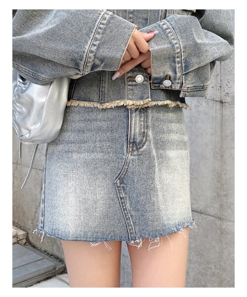 INGNI（イング）の「【春の新作】カットオフデニムスカート（スカート・レディース・ｸﾞﾚｰ/ﾃﾞﾆﾑ/ﾗｲﾄﾌﾞﾙｰ/ﾃﾞﾆﾑ/ﾌﾞﾙｰ・F）」の8枚目の写真