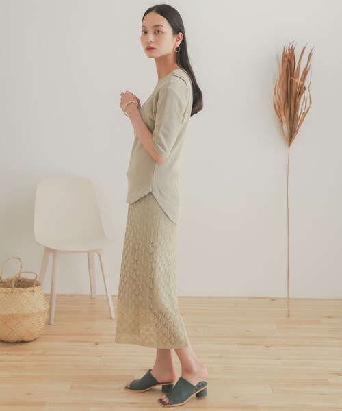 SENSE OF PLACE by URBAN RESEARCH(センスオブプレイスバイアーバンリサーチ)の「レイヤードボタンディテールトップ(Tシャツ/カットソー・レディース・BLACK/GREIGE/YELLOW・one)」の19枚目の写真
