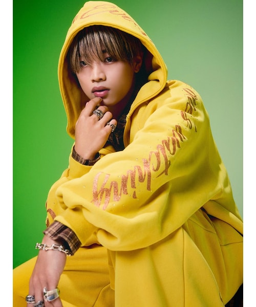 EVRIS（エヴリス）の「【PSYCHIC FEVER × EVRIS】シャイニースウェットパーカー（パーカー・レディース・グレー/ブラック/マスタード・S/M）」の11枚目の写真