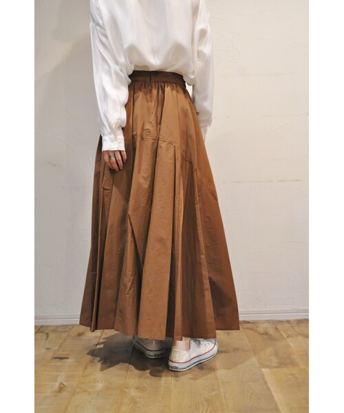 --（--）の「ボリュームギャザースカート（スカート・レディース・ホワイト/ベージュ/ブラウン/ブラック・one）」の3枚目の写真