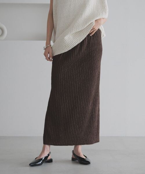 LOWRYS FARM（ローリーズファーム）の「ジャガードプリーツスカート（スカート・アイボリー08/ブラック09/ブラウン58/グリーン72・F）」の3枚目の写真