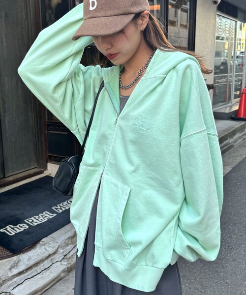 CIAOPANIC（チャオパニック）の「ピグメント刺繍ダブルZIPパーカー（トップス・レディース・パープル/グレー/イエロー/チャコールグレー/ミント・F）」の4枚目の写真