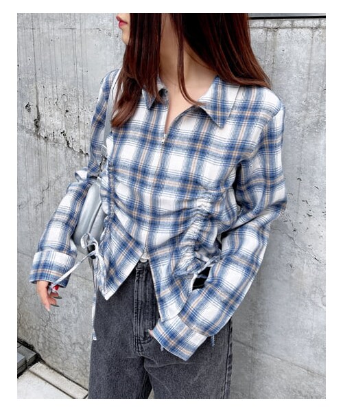INGNI（イング）の「【春の新作】フロントジップチェック柄ドロストギャザークロップドシャツ（トップス・レディース・ｵﾌｸﾛ/ﾁｪｯｸ/ｵﾌﾌﾞﾙｰ/ﾁｪｯｸ/ｺﾝ/ﾁｪｯｸ・M）」の15枚目の写真