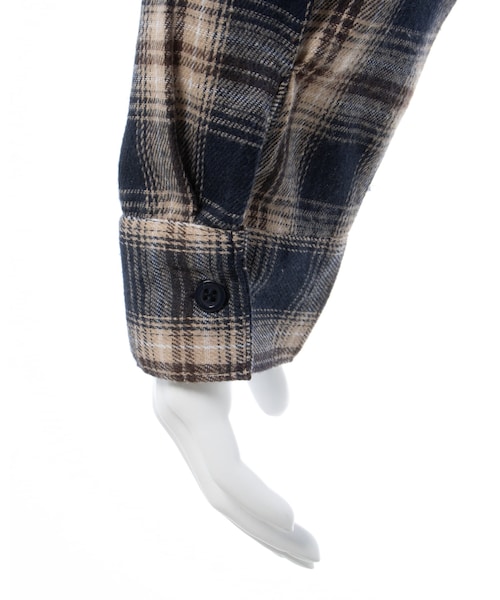 INGNI（イング）の「【春の新作】フロントジップチェック柄ドロストギャザークロップドシャツ（トップス・レディース・ｵﾌｸﾛ/ﾁｪｯｸ/ｵﾌﾌﾞﾙｰ/ﾁｪｯｸ/ｺﾝ/ﾁｪｯｸ・M）」の5枚目の写真