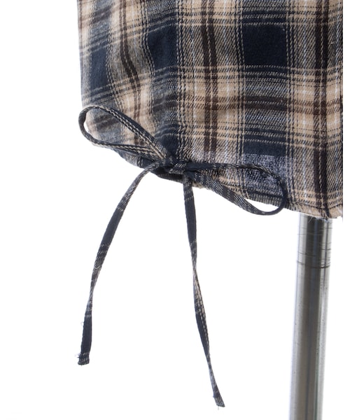 INGNI（イング）の「【春の新作】フロントジップチェック柄ドロストギャザークロップドシャツ（トップス・レディース・ｵﾌｸﾛ/ﾁｪｯｸ/ｵﾌﾌﾞﾙｰ/ﾁｪｯｸ/ｺﾝ/ﾁｪｯｸ・M）」の6枚目の写真