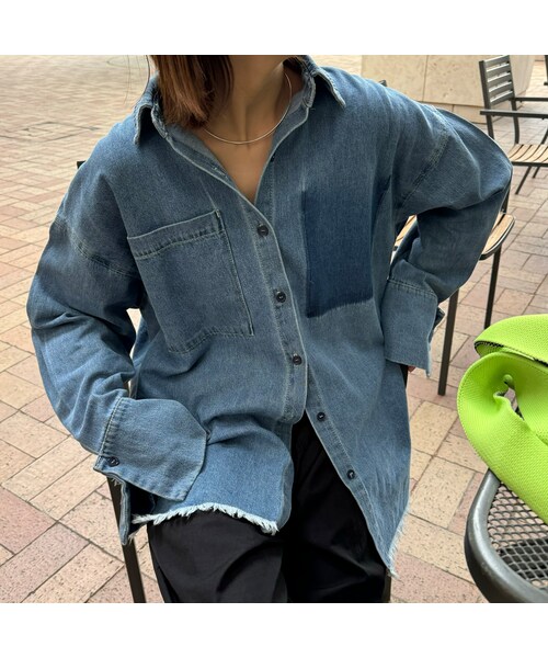 copine(コピン)の「ビッグカフスデザインルーズデニムシャツ(ブルー)(シャツ/ブラウス・レディース・ブルー・F)」の1枚目の写真