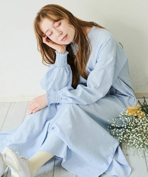 Crisp（クリスプ）の「ワンポイントストライプワンピース[c2R3640]（シャツワンピース・レディース・ベージュ/ブラック/ブルー/ピンク・FREE）」の3枚目の写真