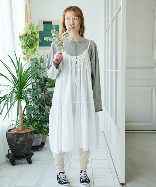 Crisp（クリスプ）の「ドビーティアードミニキャミワンピース[c2R3643]（ワンピース・レディース・ホワイト/イエロー/レッド/チャコールグレー・FREE）」の2枚目の写真