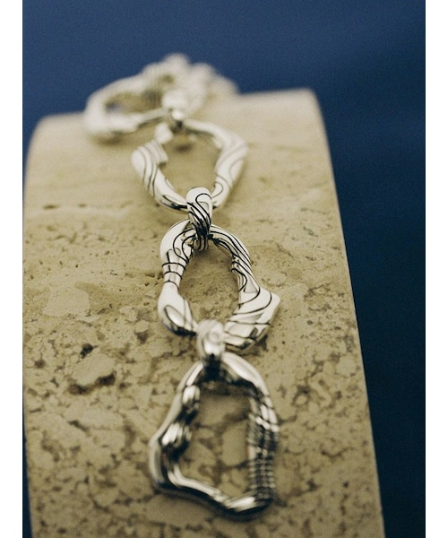 Llife（ライフ）の「Llife FLAQUE BRACELET（ブレスレット）」 - WEAR