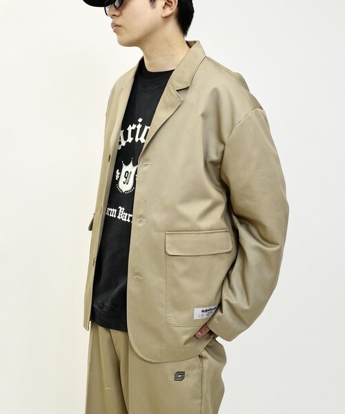 WHO'S WHO gallery(フーズフーギャラリー)の「セットアップ対応【Sourcream/サワークリーム】ツイルテーラードジャケット(テーラードジャケット・メンズ・チャコールグレー/ブラック/ベージュ・F)」の3枚目の写真